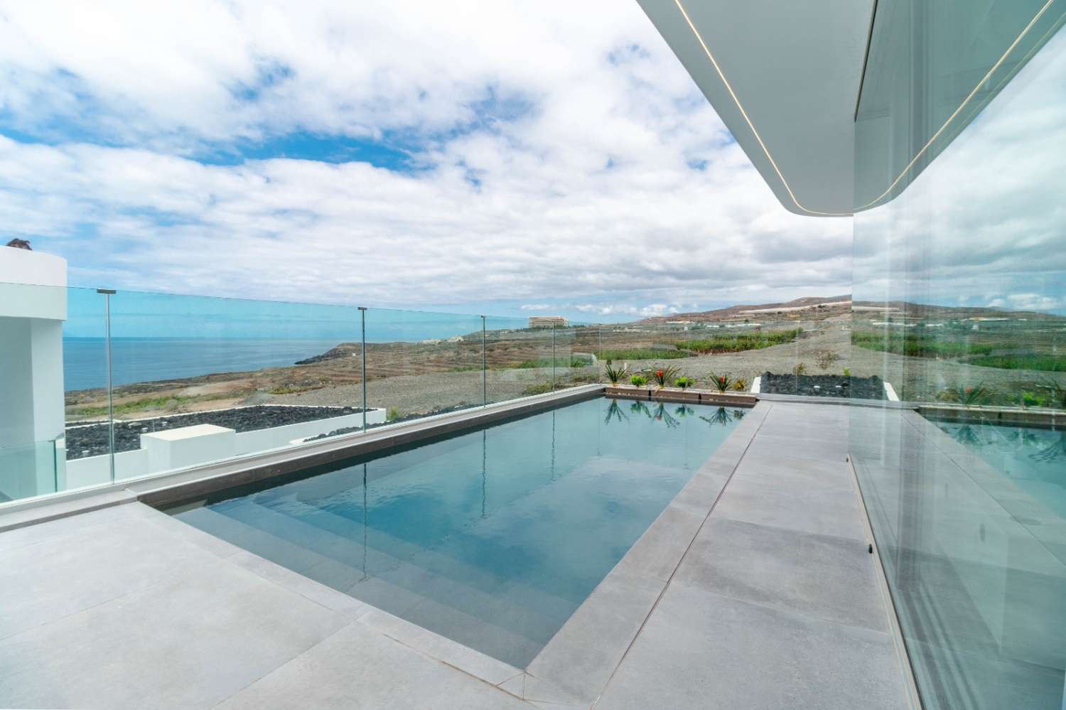 Villa de lujo en el Residencial RokaBella , Callao Salvaje, Adeje, Tenerife: