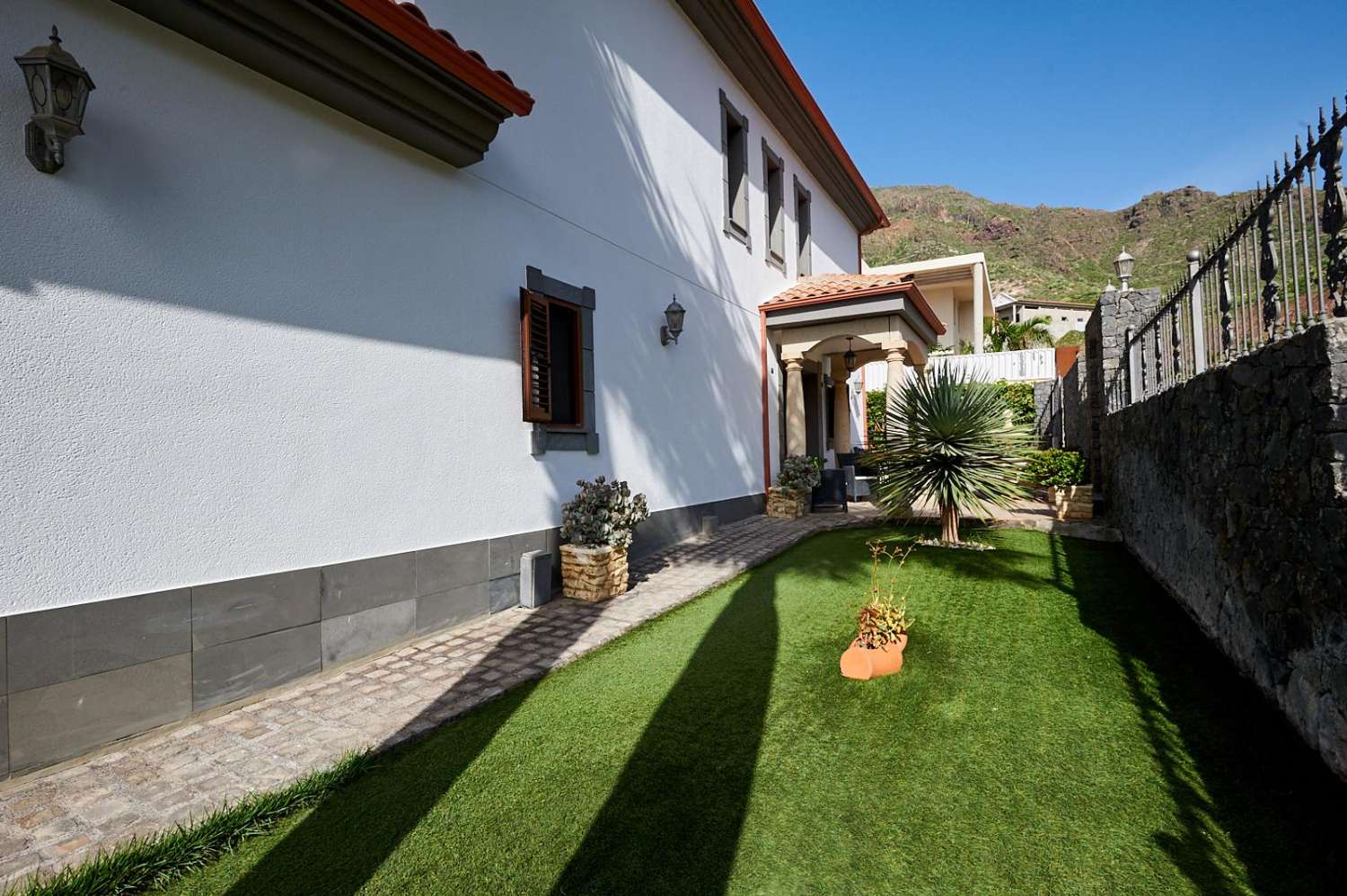 Preciosa Villa en Roque del Conde Costa Adeje