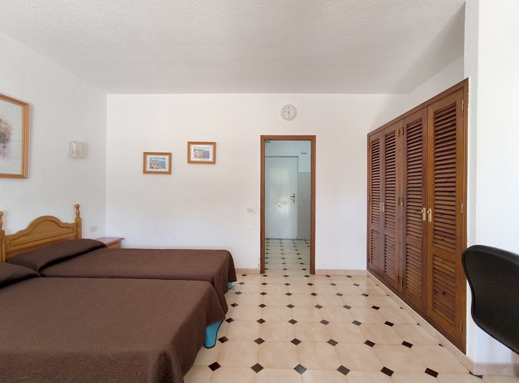 SE VENDE ESTUDIO EN SAN EUGENIO BAJO