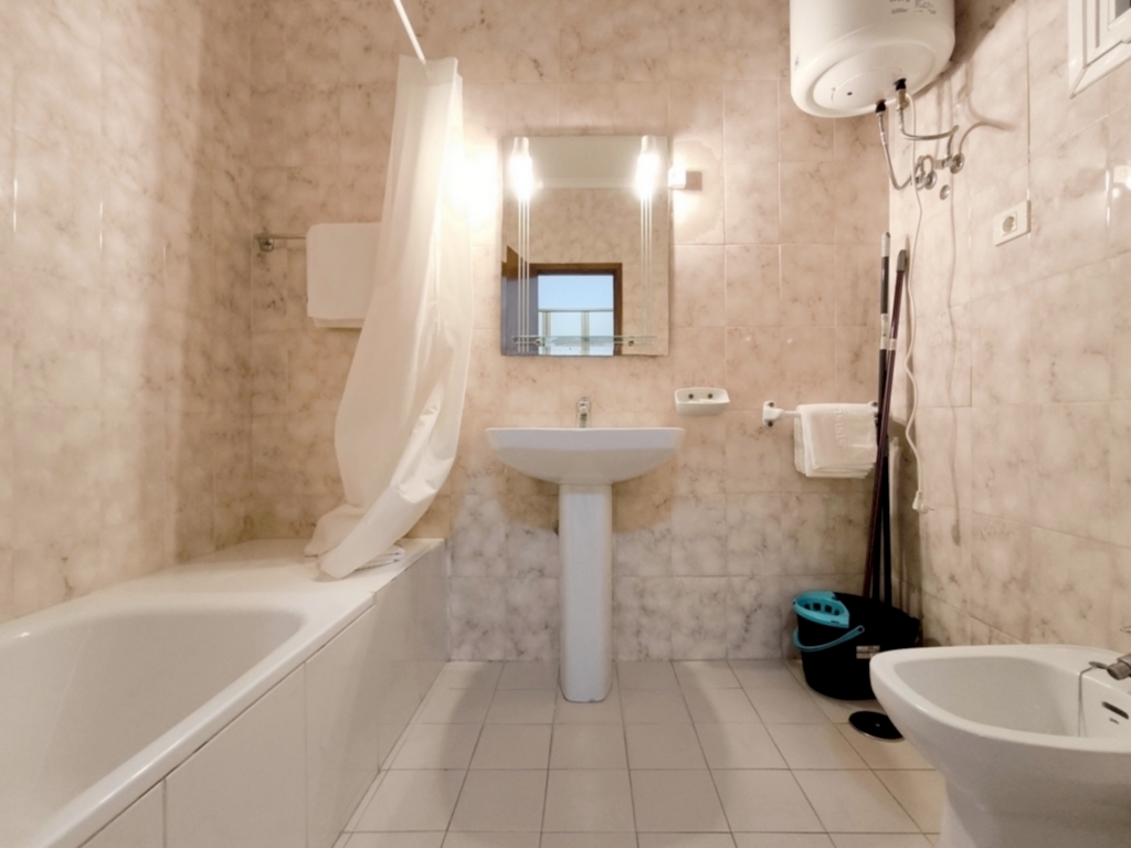 SE VENDE ESTUDIO EN SAN EUGENIO BAJO